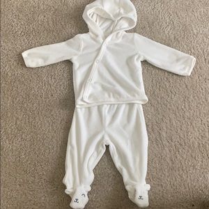 Baby clothes